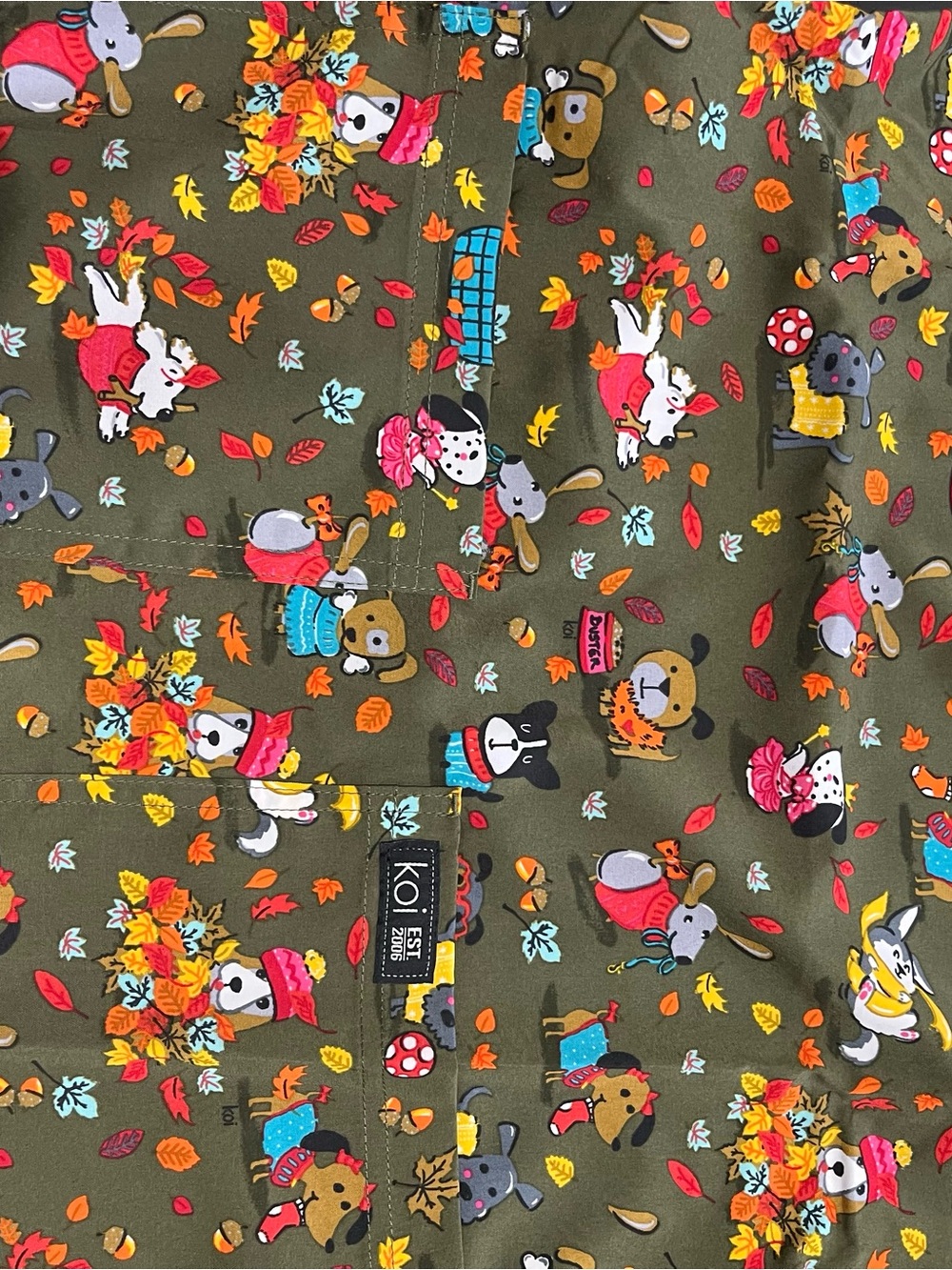 NWT Koi Olive Green Fall Dog Print Short Sleeve Scrub Top Multi Sizes - Picture 3 of 9